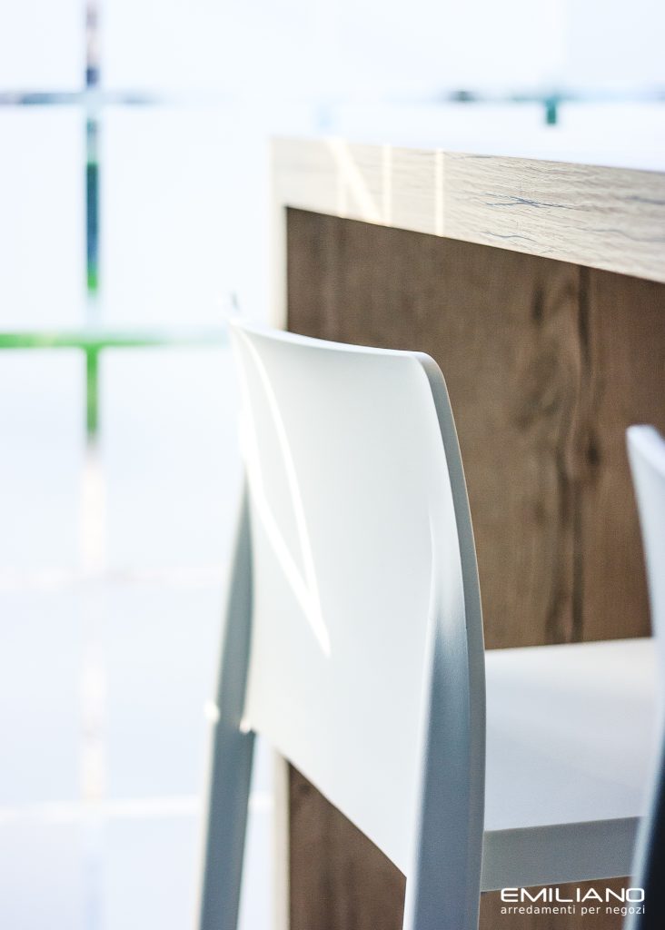 rinnovare arredamento bar