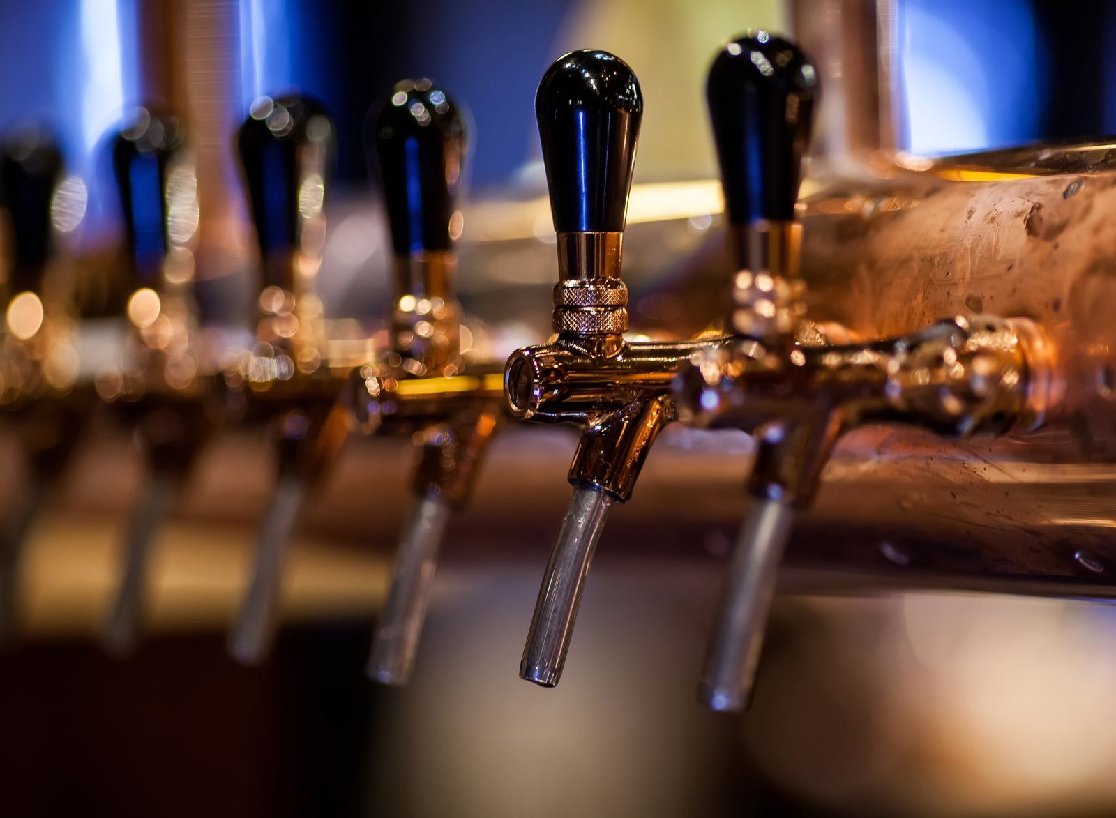 come arredare una birreria Emiliano Arredamenti